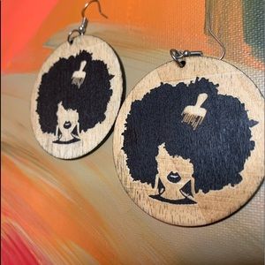 ‼️Afro Girl ‼️wooden earrings